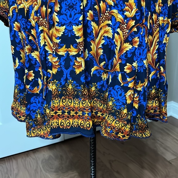 Fit and flare beautiful dress. - Picture 4 of 6